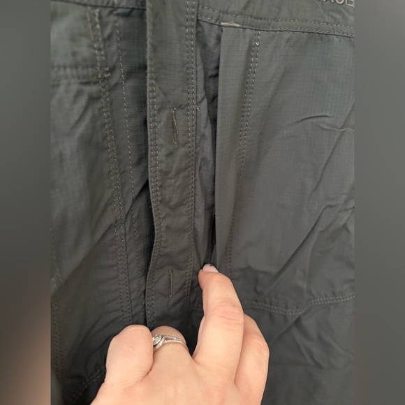 The North Face men’s nylon adjustable long sleeve button down collar grey XL - Picture 4 of 13